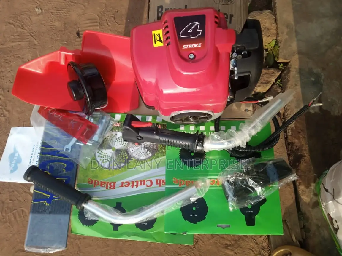 4 Stroke Side Weeder Machine