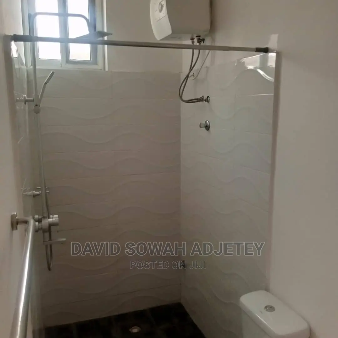 2bdrm Apartment in Tseaddo, Teshie for Rent