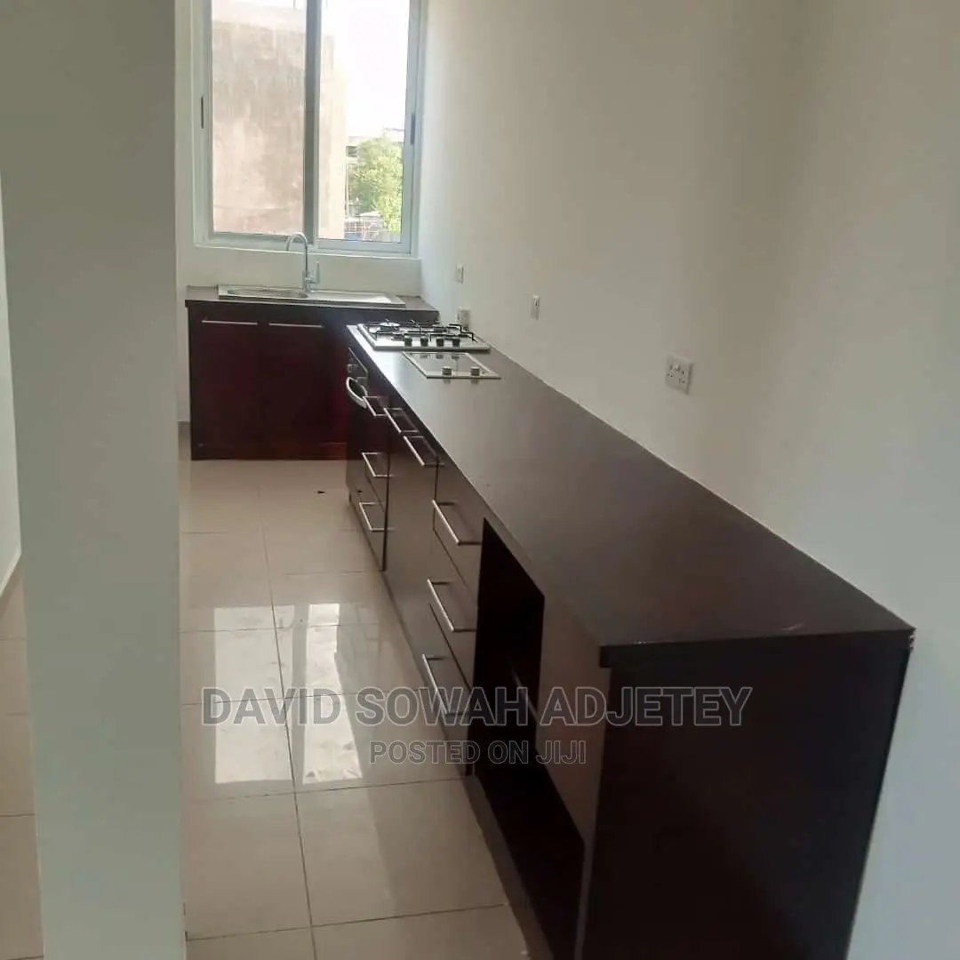 2bdrm Apartment in Tseaddo, Teshie for Rent