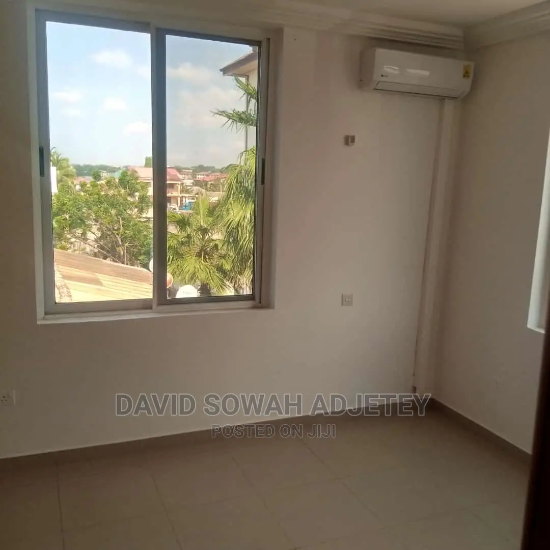 2bdrm Apartment in Tseaddo, Teshie for Rent