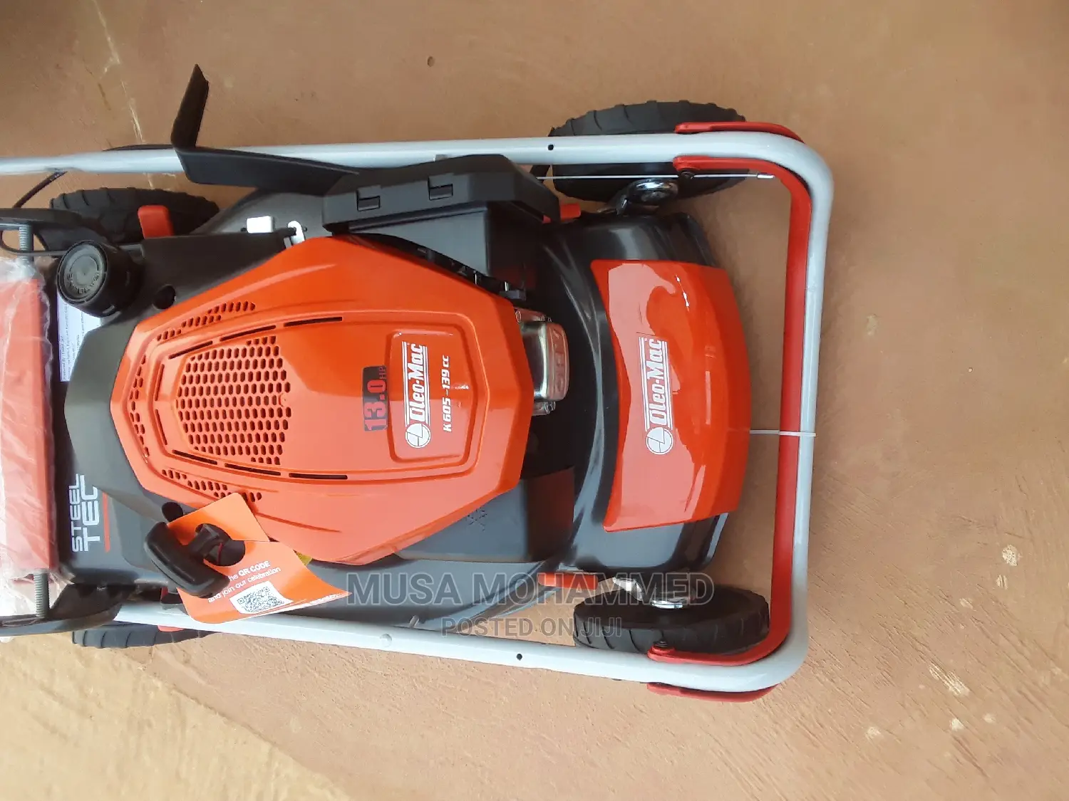 Oleo Mac Lawnmower