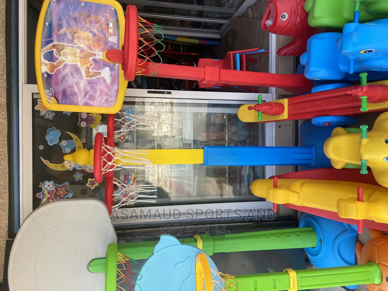 Pre Owned Basketball Stand for Kids