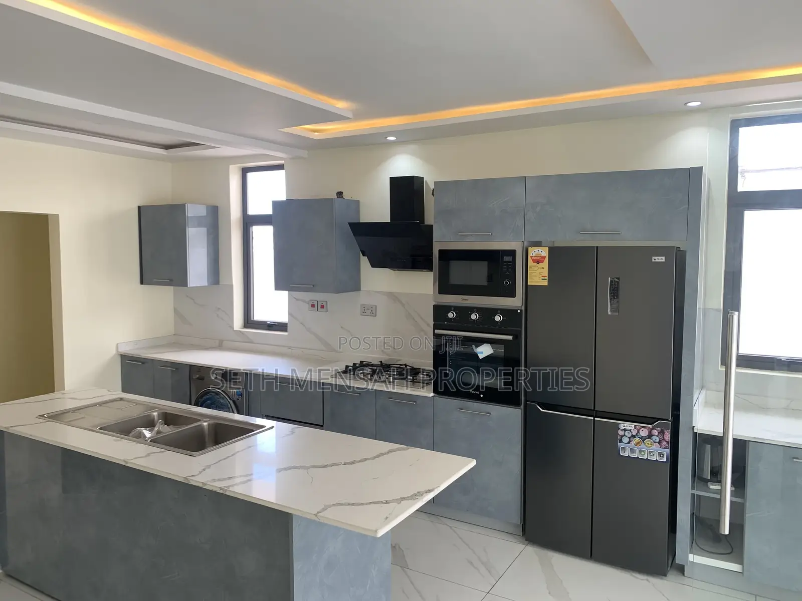 4bdrm House in 4 Bedroom House For, East Legon for Sale