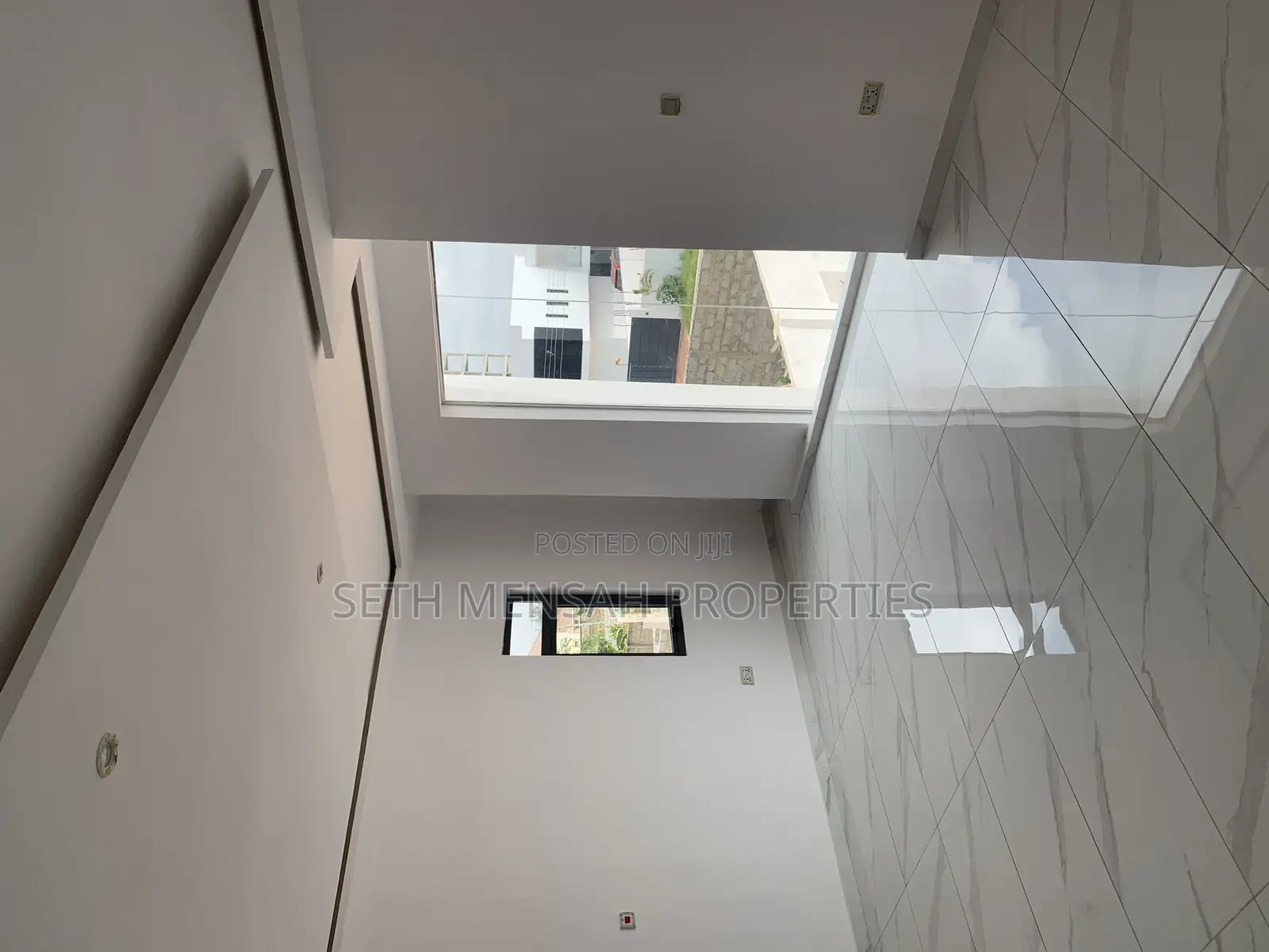 4bdrm House in 4 Bedroom House For, East Legon for Sale