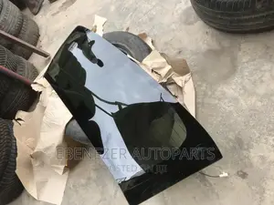 Toyota Fortuner 2014 Windscreen