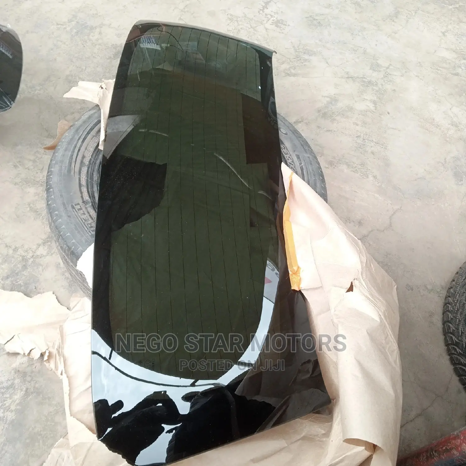 Toyota Fortuner 2012 Back Glass Tinted and Heater Lines