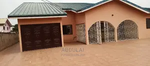 5bdrm House in Abdulai, Pillar 2 for rent
