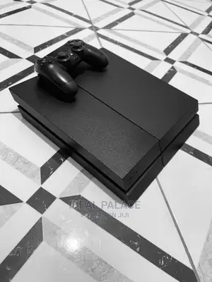 Ps4 Fat With 5 Games