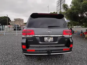 Car Rental Landcruiser V8 for Rent in Accra,Weddings, Tour ,