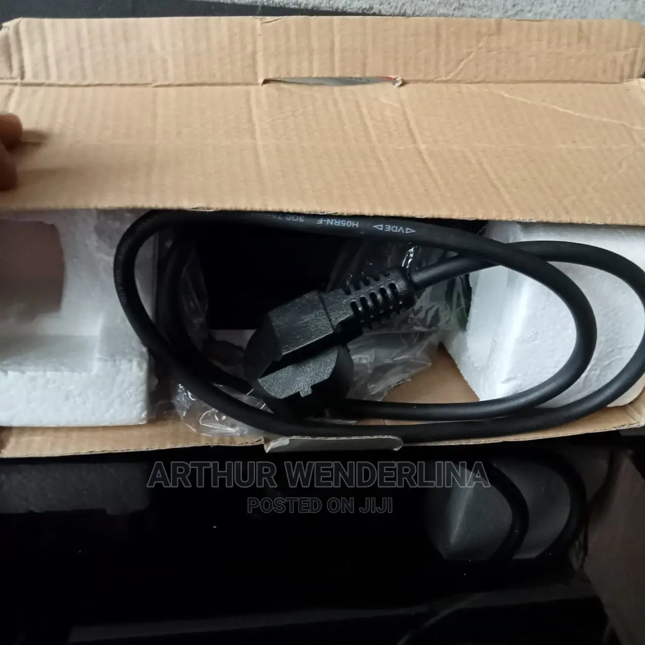 Binatone Electric Cooking Plate (Black in Colour) Single.