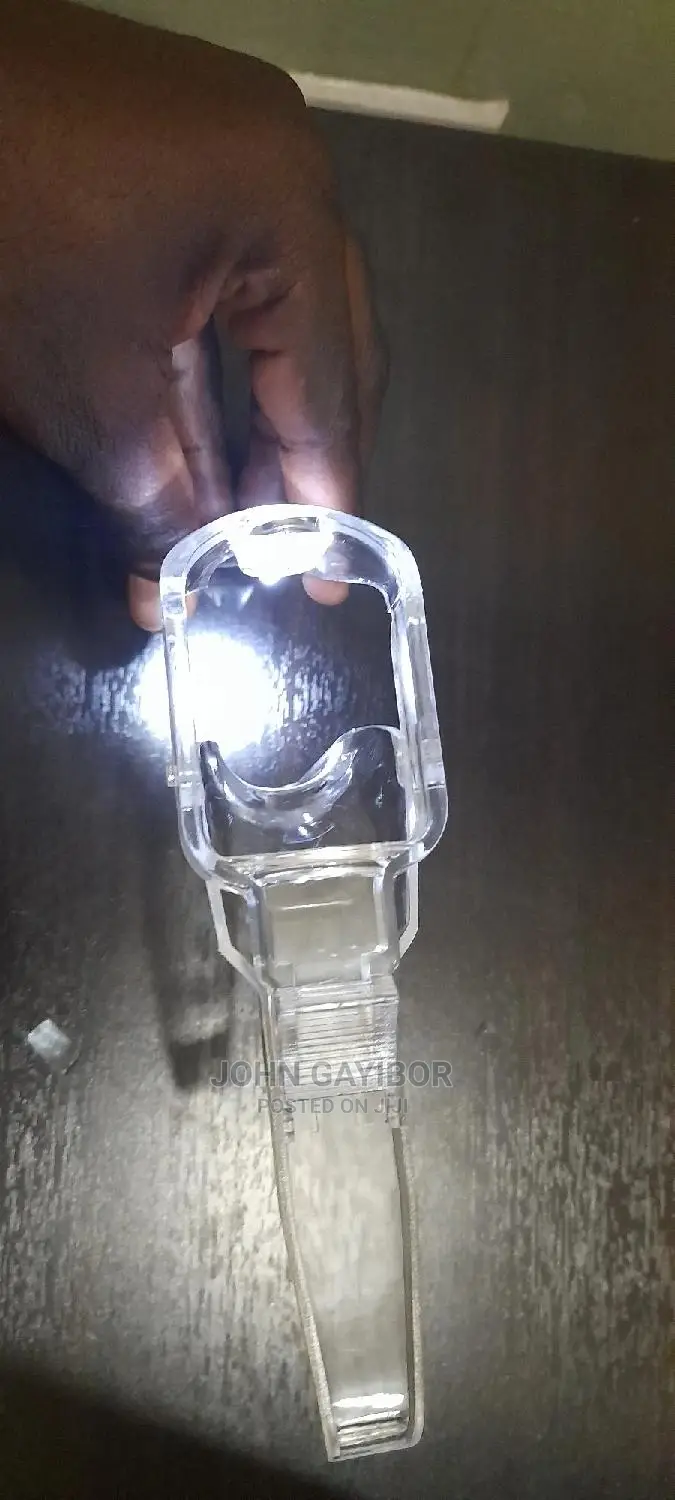 High Quality Disposable Speculum With Light Source.