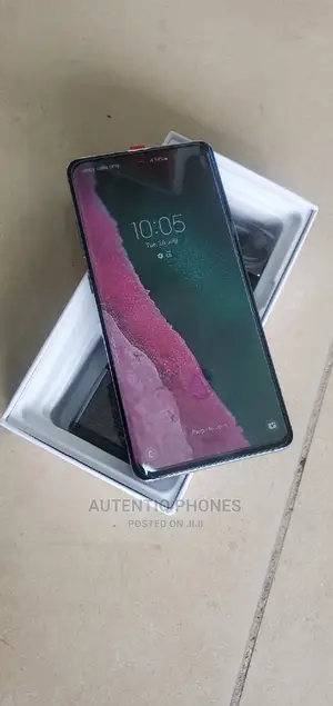 New Samsung Galaxy S10 5G 256 GB Black
