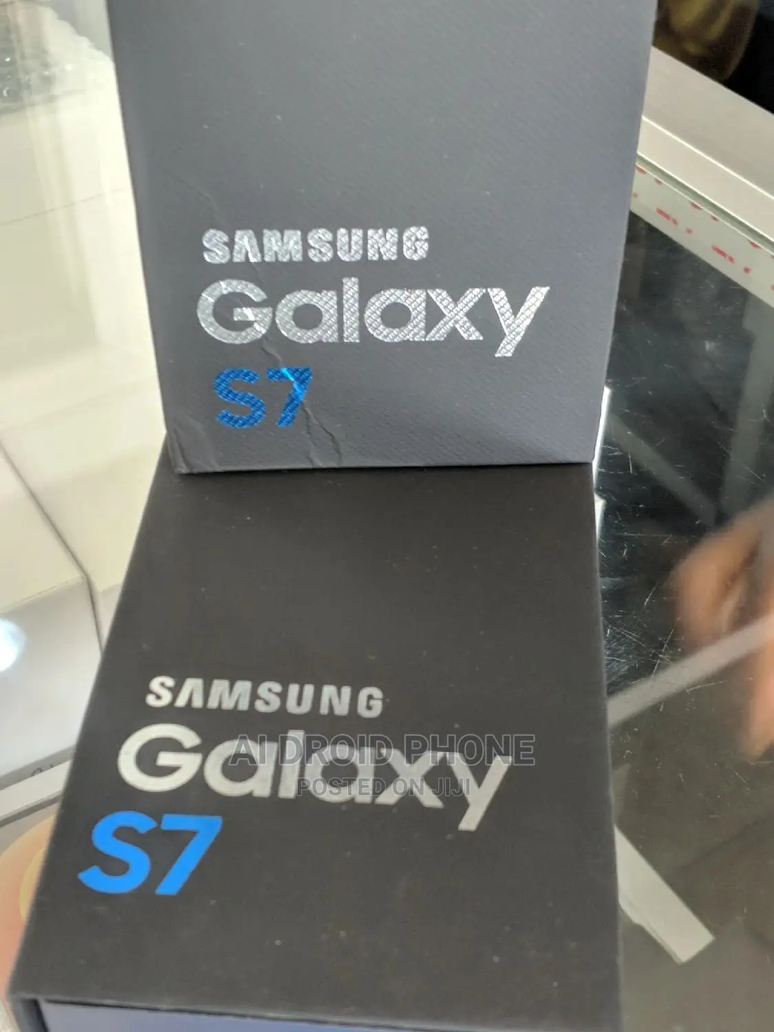 New Samsung Galaxy S7 32 GB Gold