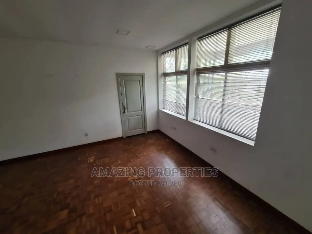 5bdrm House in Airport Residential Area for Rent