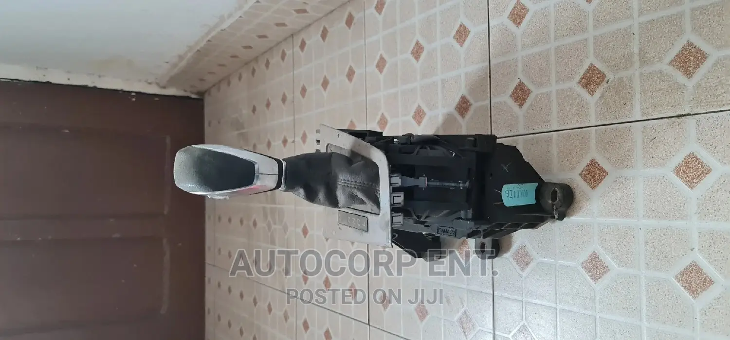 2012 - 2014 Ford Focus Gear Lever