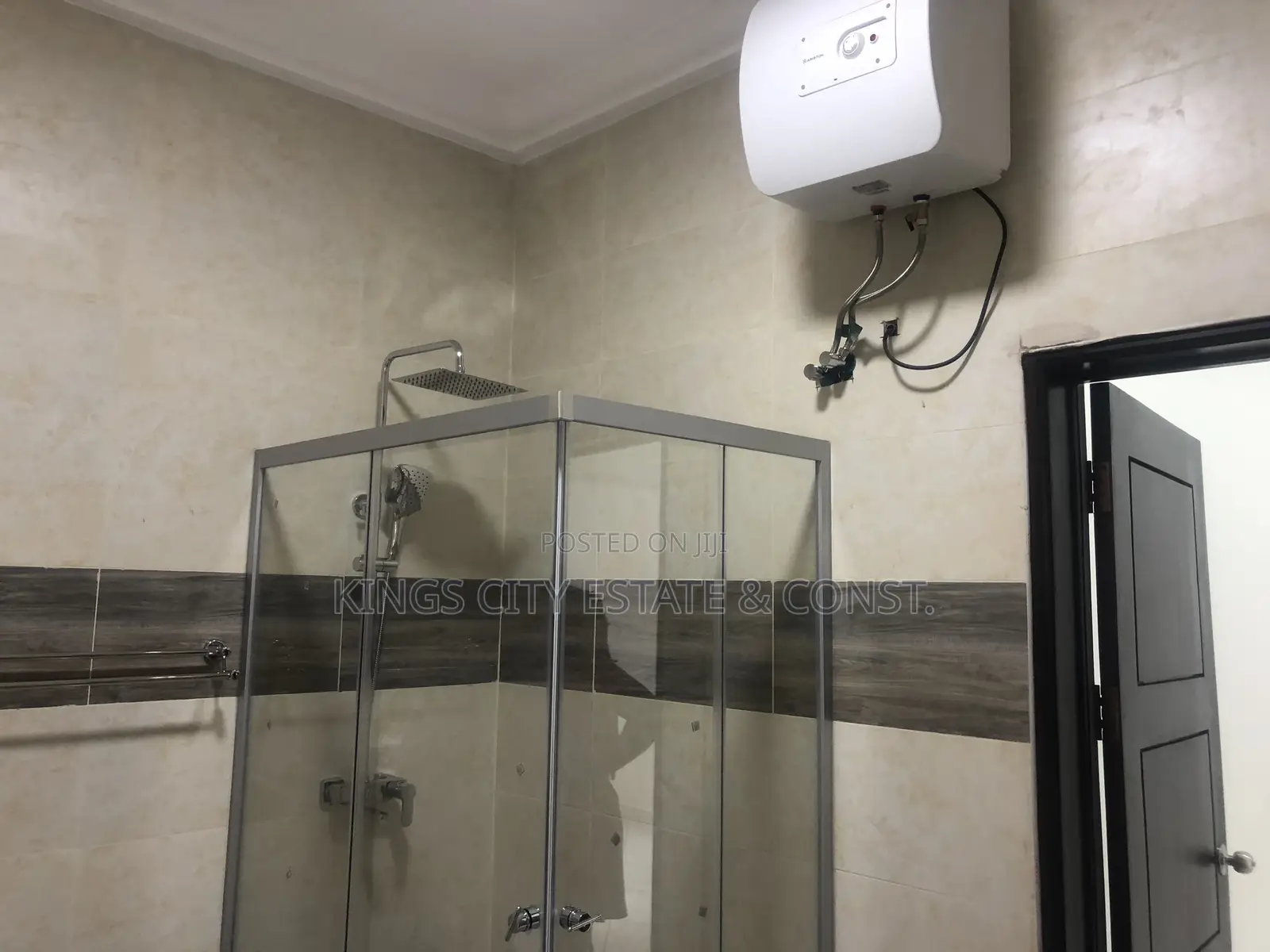 4bdrm House in Taifa Rd, Pokuase for sale