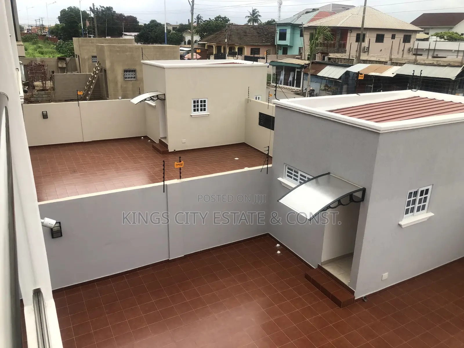 4bdrm House in Taifa Rd, Pokuase for sale