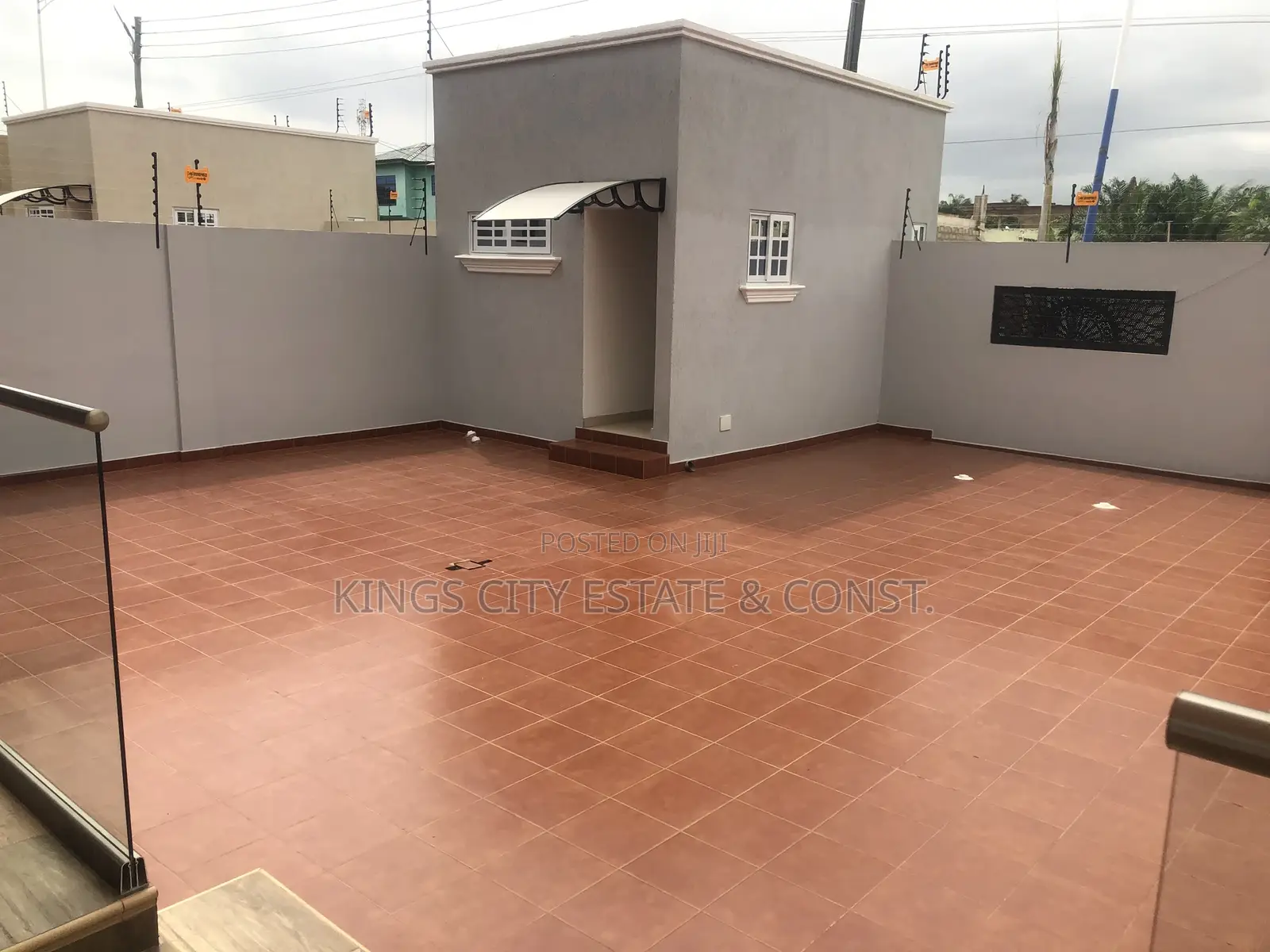 4bdrm House in Taifa Rd, Pokuase for sale