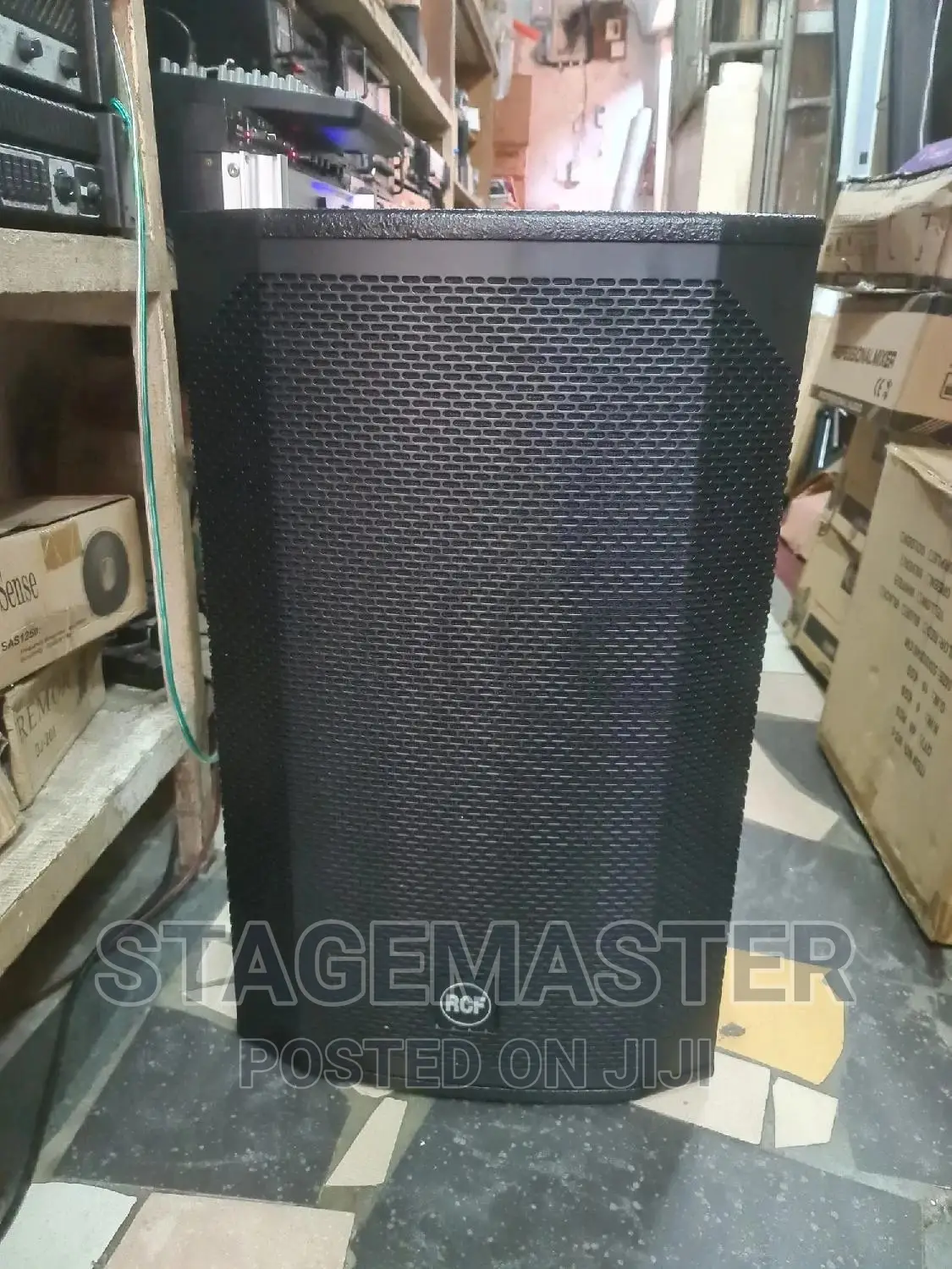 Stage Monitor Active ( RCF )
