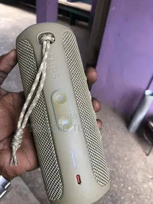 Preowned JBL Flip 5 Bluetooth Speaker From America in Stock