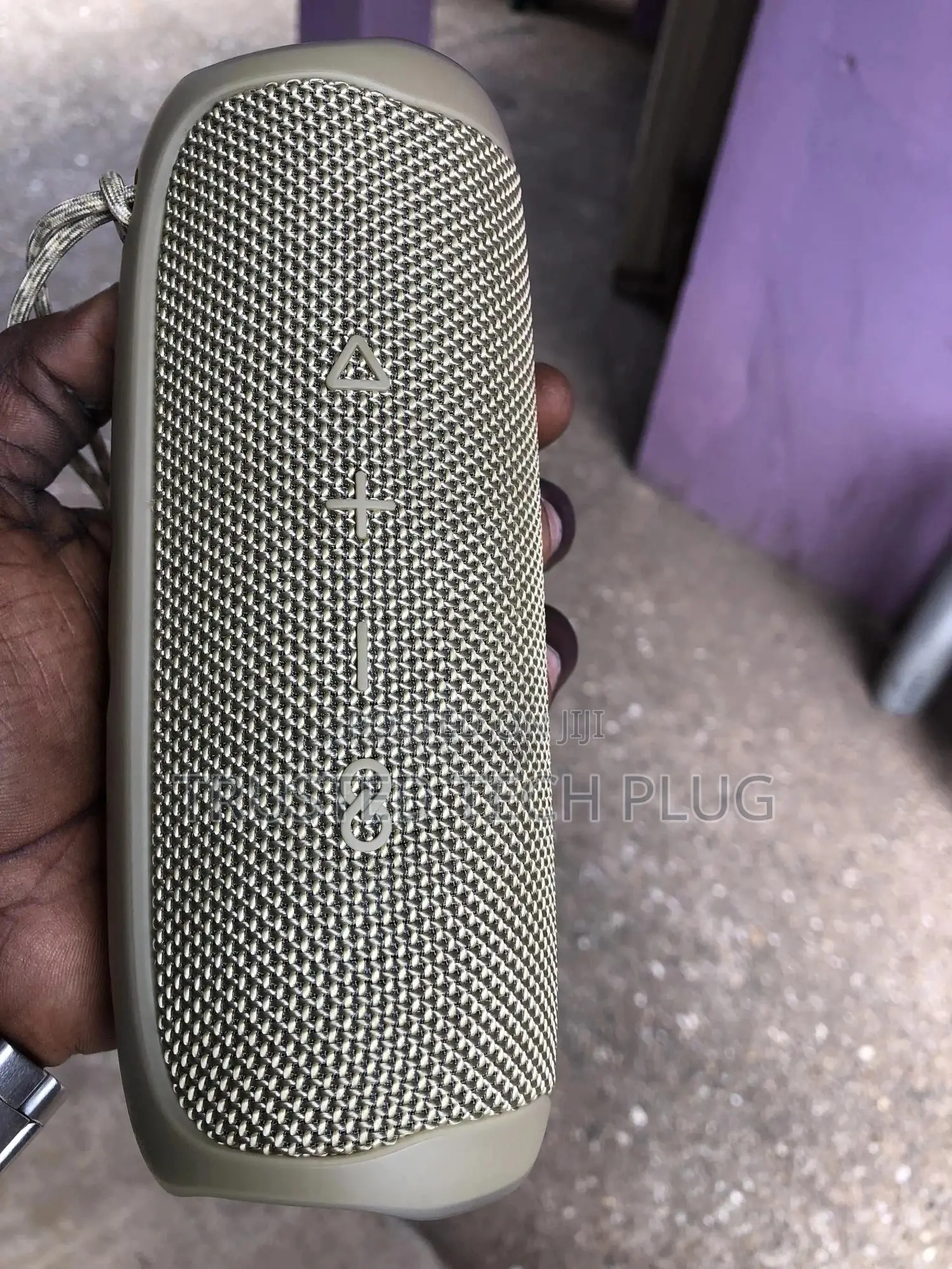 Preowned JBL Flip 5 Bluetooth Speaker From America in Stock