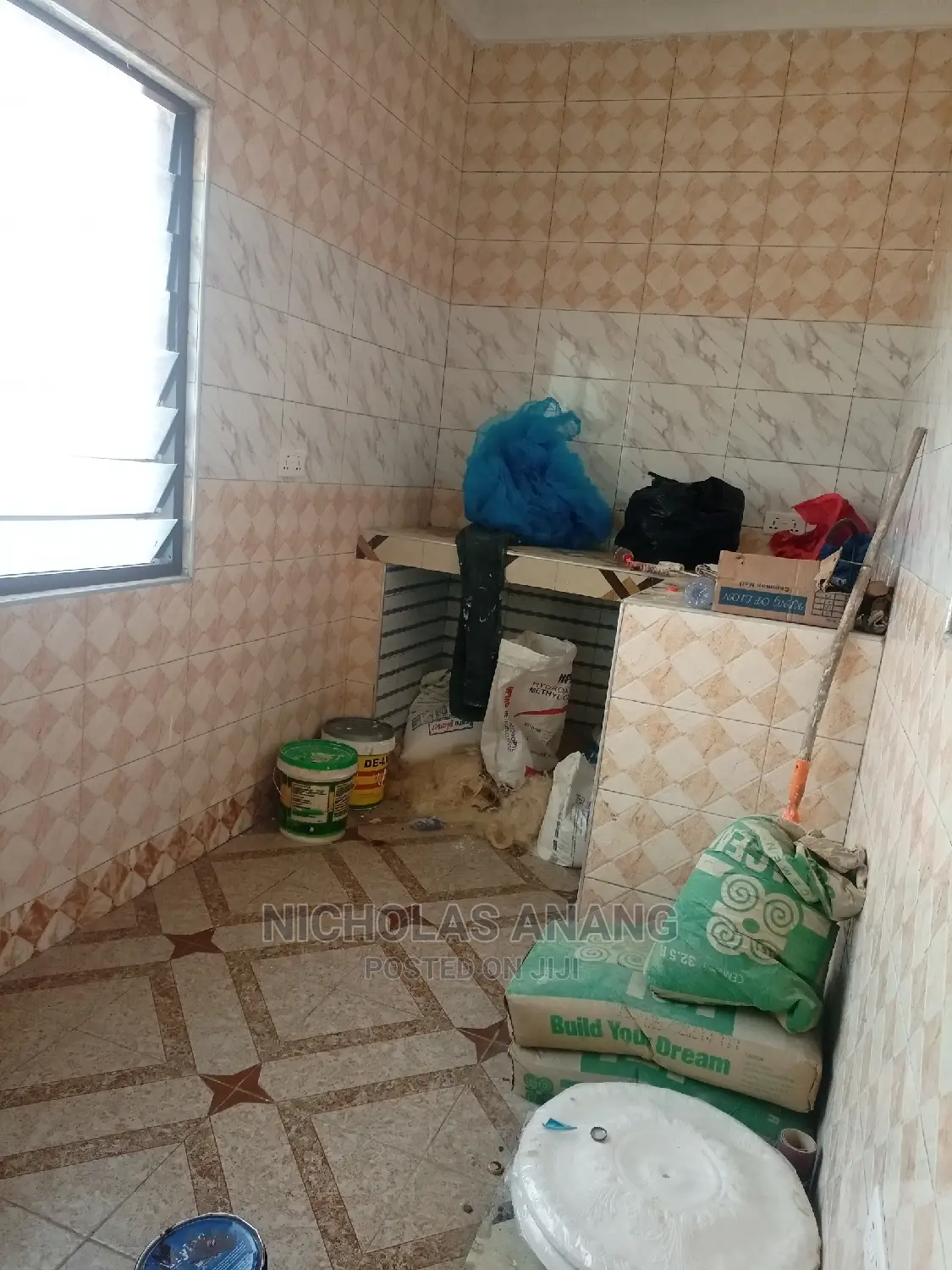 1bdrm Apartment in The Dorns Properties, New Town for rent