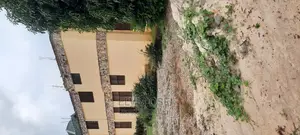 8bedrooms 4 Apartment for Rent