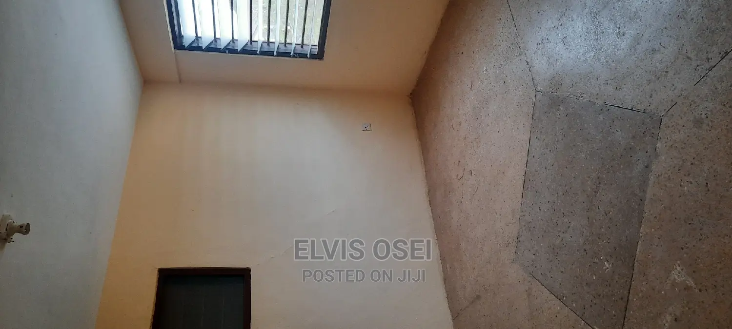 8bedrooms 4 Apartment for Rent