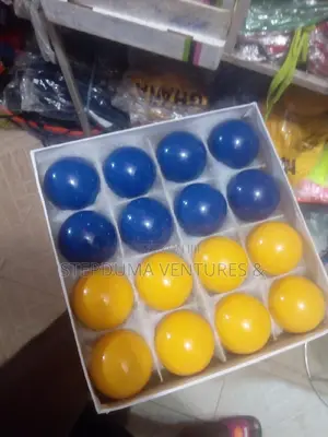 2 Colors of Snooker Balls Set