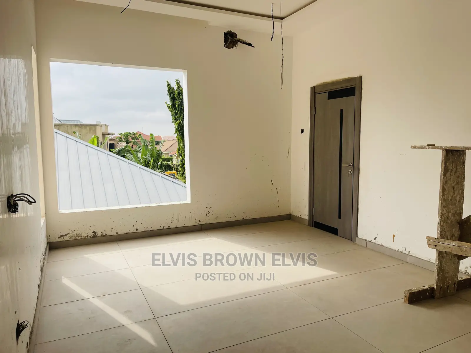 4bdrm Mansion in Living Large, East Legon for Sale