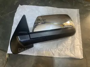 Sequoia 2018 Side Mirror