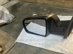 Sequoia 2018 Side Mirror