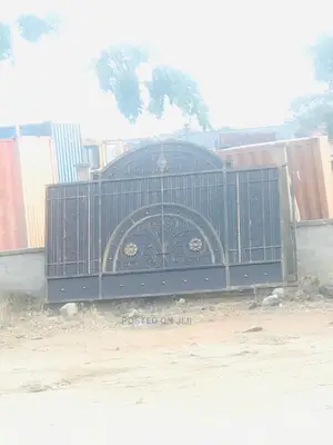 Strong Galvanize Main Gate