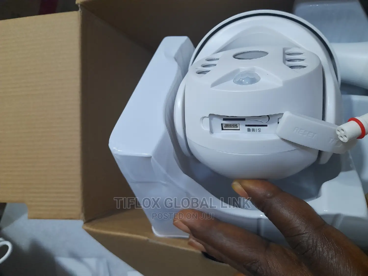 Intelligent Wifi Solar Alert PTZ Camera