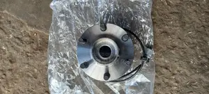 Nissan Navara/Pathfinder 2005-14 Brand New Quality WHEEL HUB