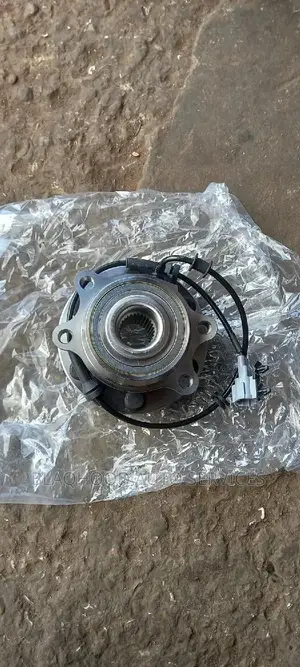 Nissan Navara/Pathfinder 2005-14 Brand New Quality WHEEL HUB