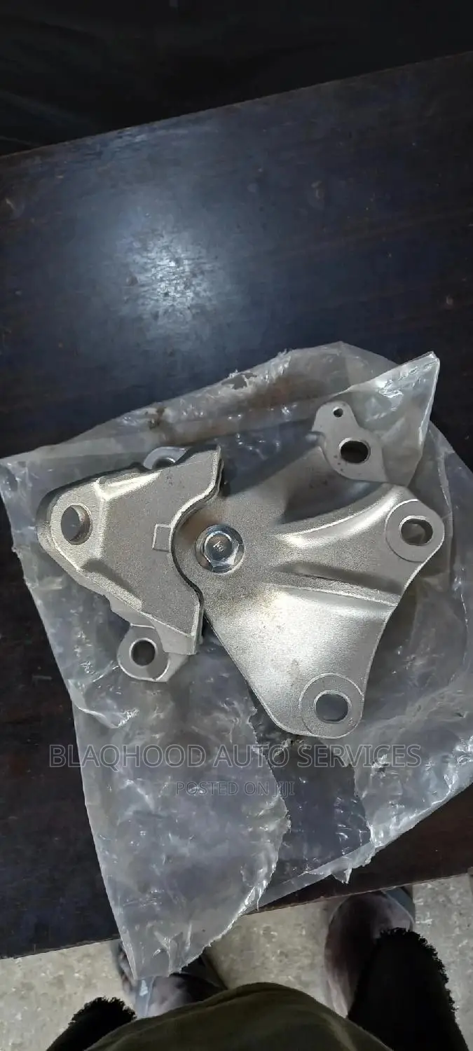 Honda Civic 2012-2015 Down ENGINE SEAT/MOUNT for Sale