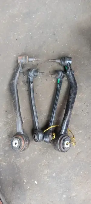 Chevrolet Camro 2010-2015 Set LOWER and UPPER ARM in Stock