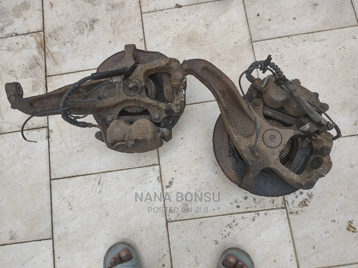 Ford F150 Front Wheel Hub Pair