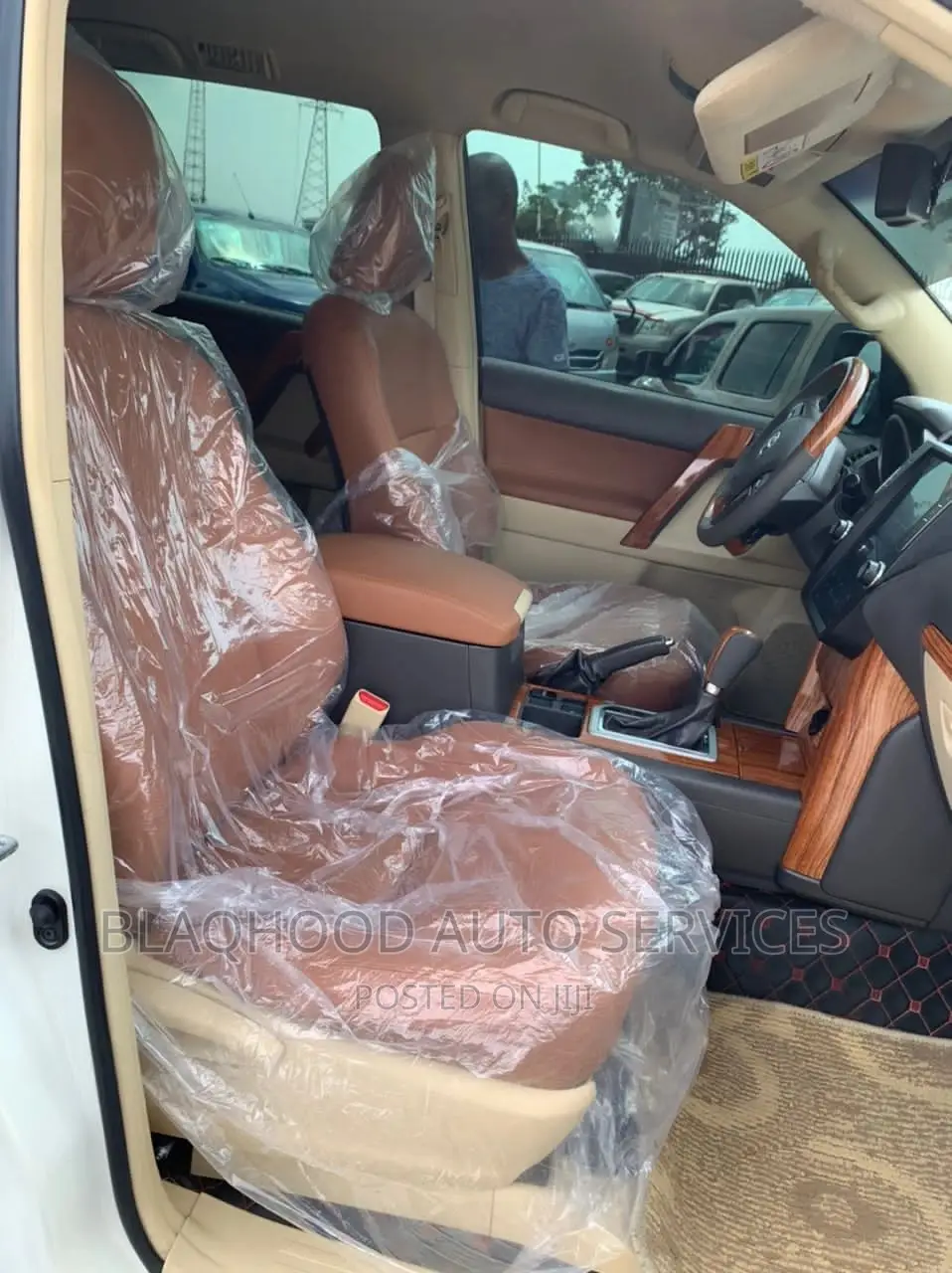 Leather Upholstery for Land Cruiser Seats/Floor/Door Card