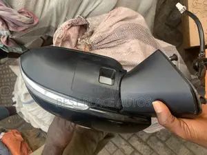 Toyota Highlander 2022 Mirror
