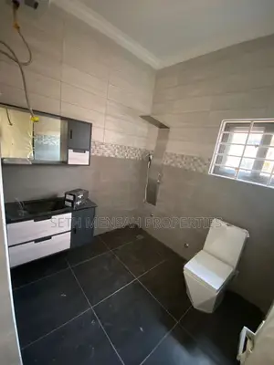 3bdrm House in 3 Bedroom House for for Sale