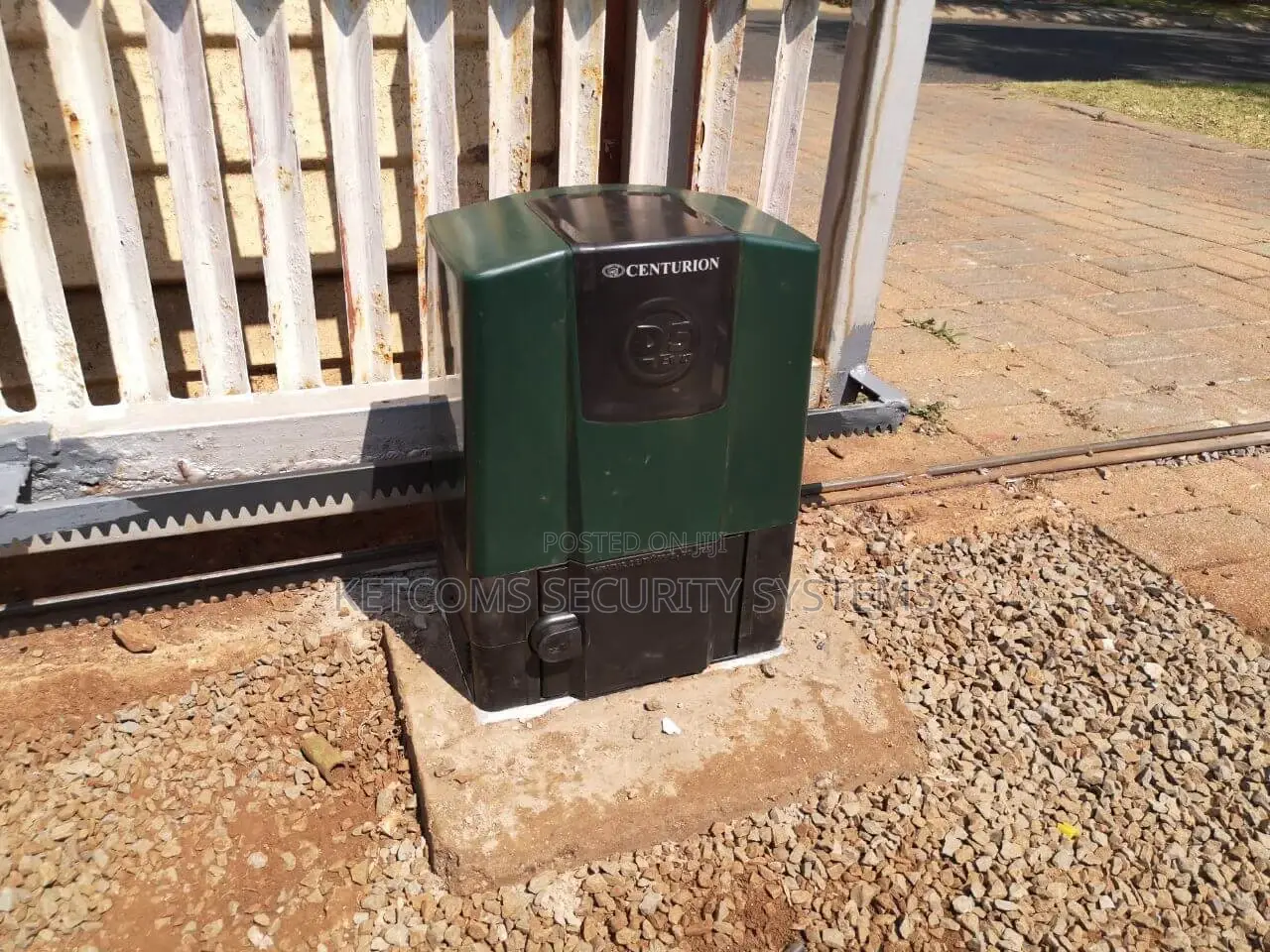 Automatic Gate Installer