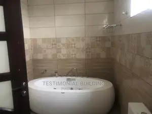 4bdrm House in Testimonial Building, Adenta for Sale
