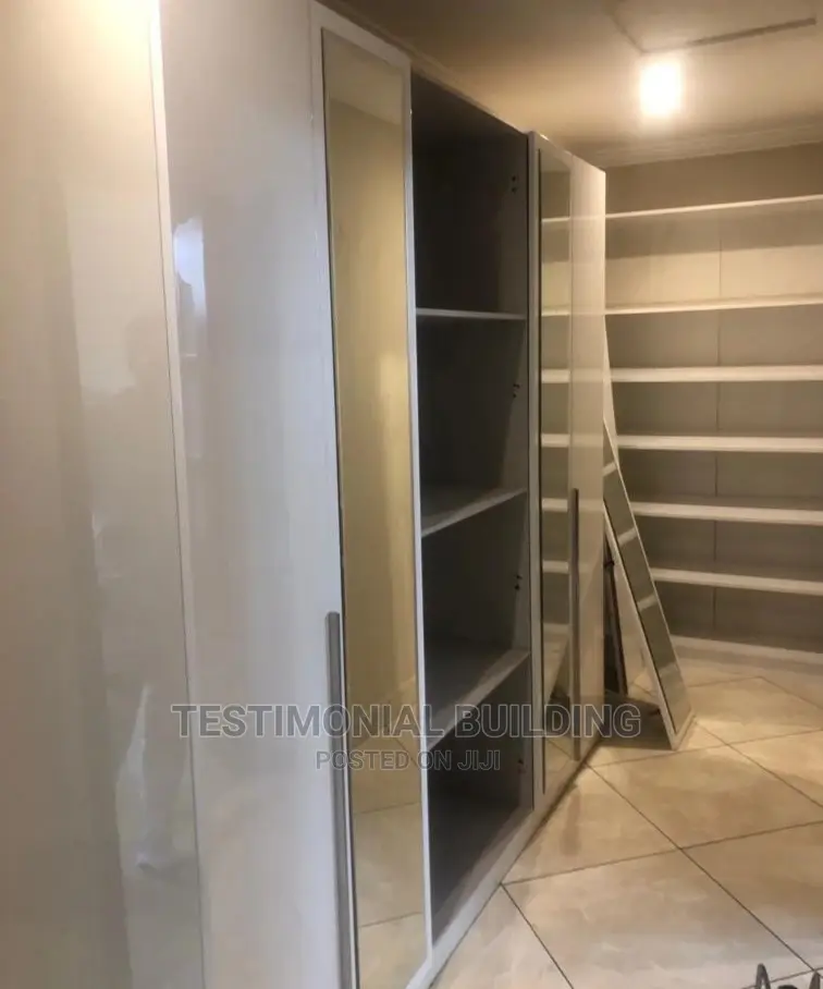 4bdrm House in Testimonial Building, Adenta for Sale
