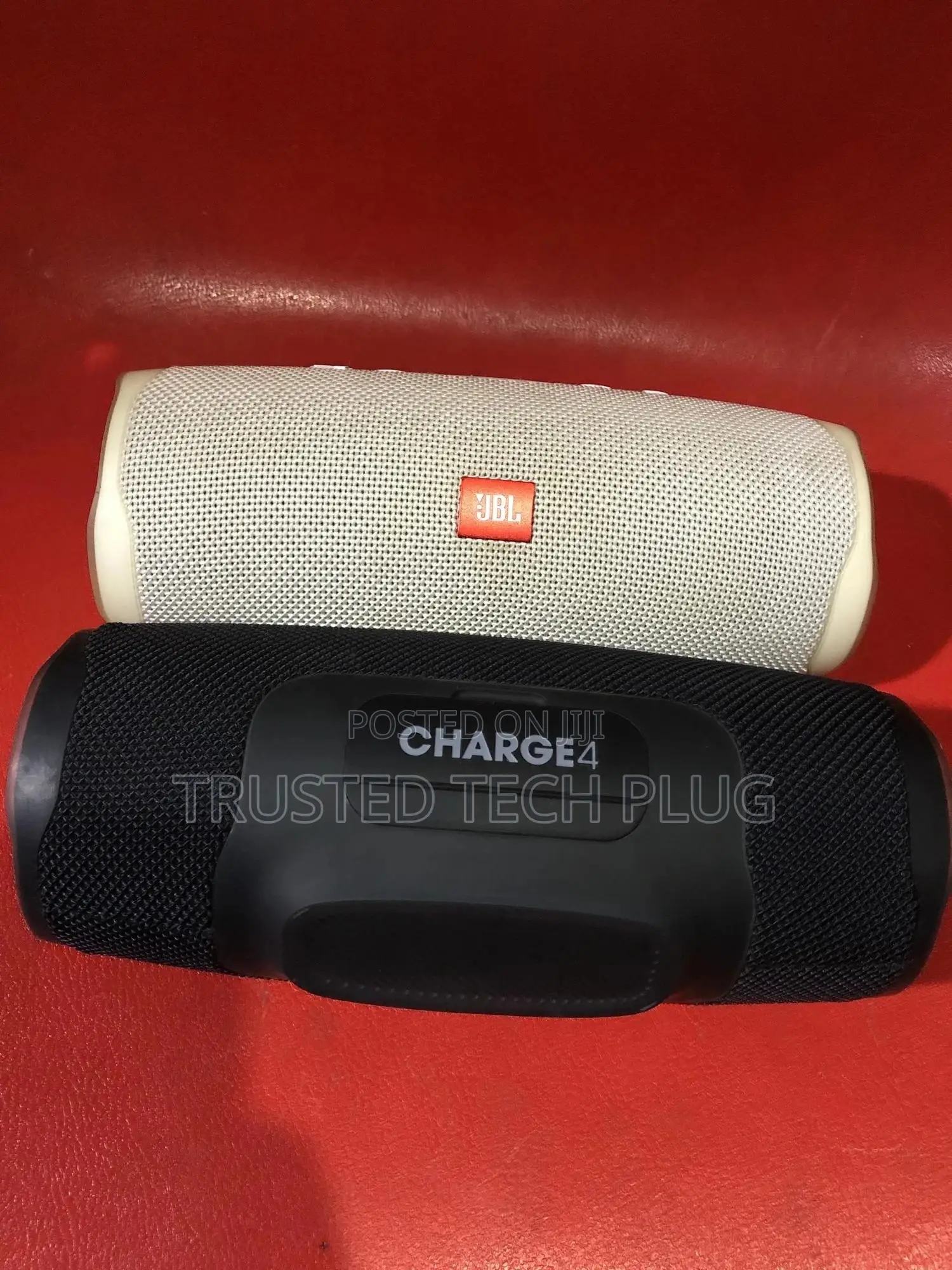 Preowned JBL Charge 4 Bluetooth Speaker From America 4 Sale