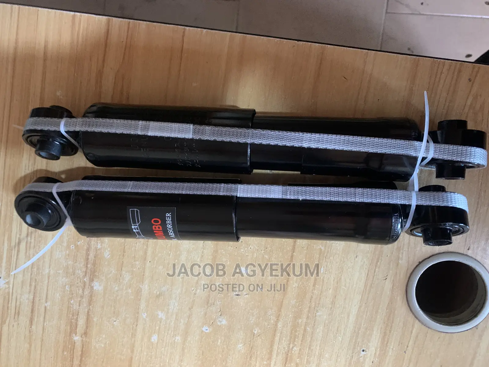 Toyota R4 Back Shocks Absorber 2014/217