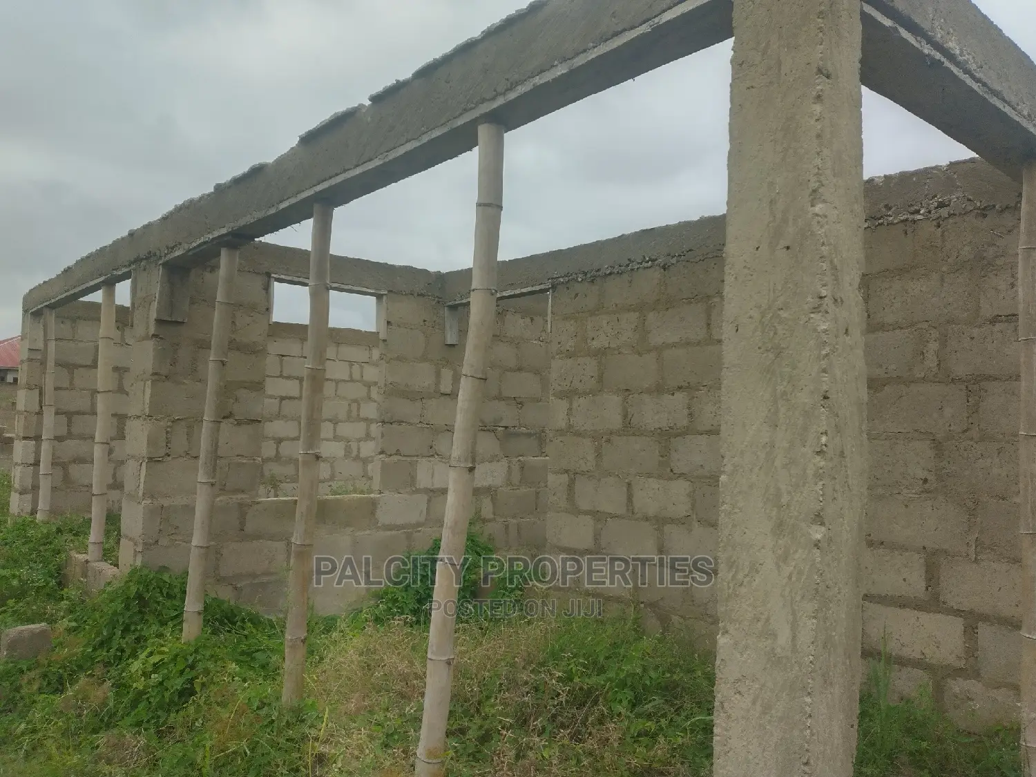 2bdrm House in Abrankese, Kumasi Metropolitan for sale