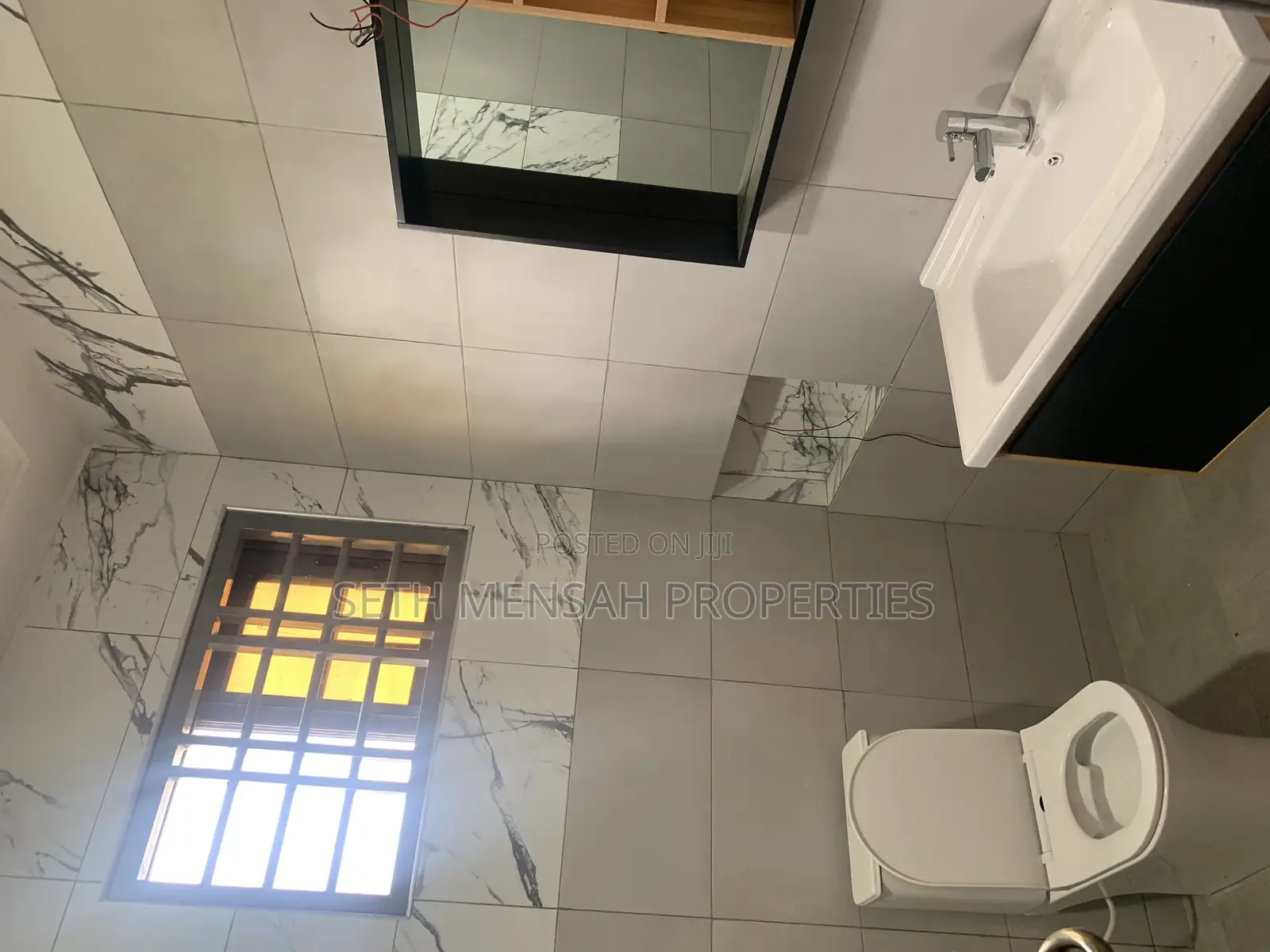 Furnished 4bdrm House in Overhead for rent