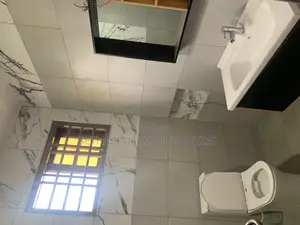 Furnished 4bdrm House in Overhead for rent